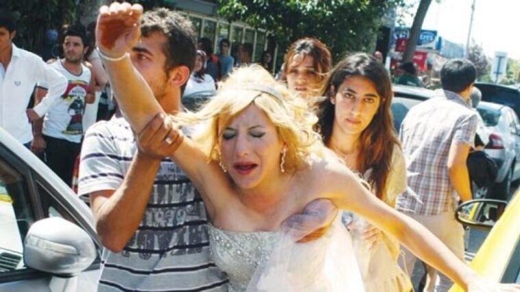 ανεκδοτο γαμος