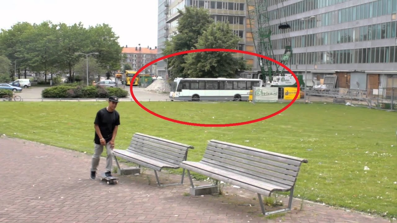 Λεωφορείο: Δες προσεκτικά τι θα συμβεί σε λίγο στο βίντεο ...