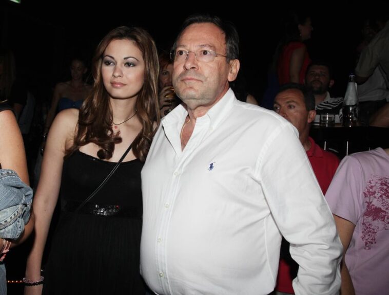 Βικυ Μανωλη my style rocks ανδρεας φουστανος