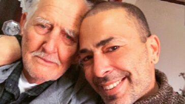 βαλαντης με πατερα του