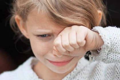 5 σημάδια που δείχνουν ότι το παιδί σας δεν περνάει καλά μαζί σας